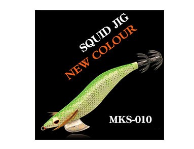 squid fishing catching squid with lights